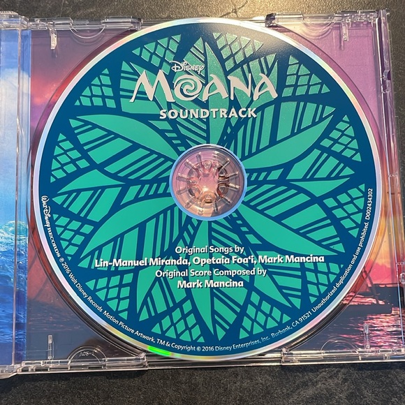 🔥 2/$25 - Moana cd - Picture 2 of 5